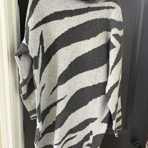 Zebra-Print Crewneck Sweater in Light Gray and Charcoal